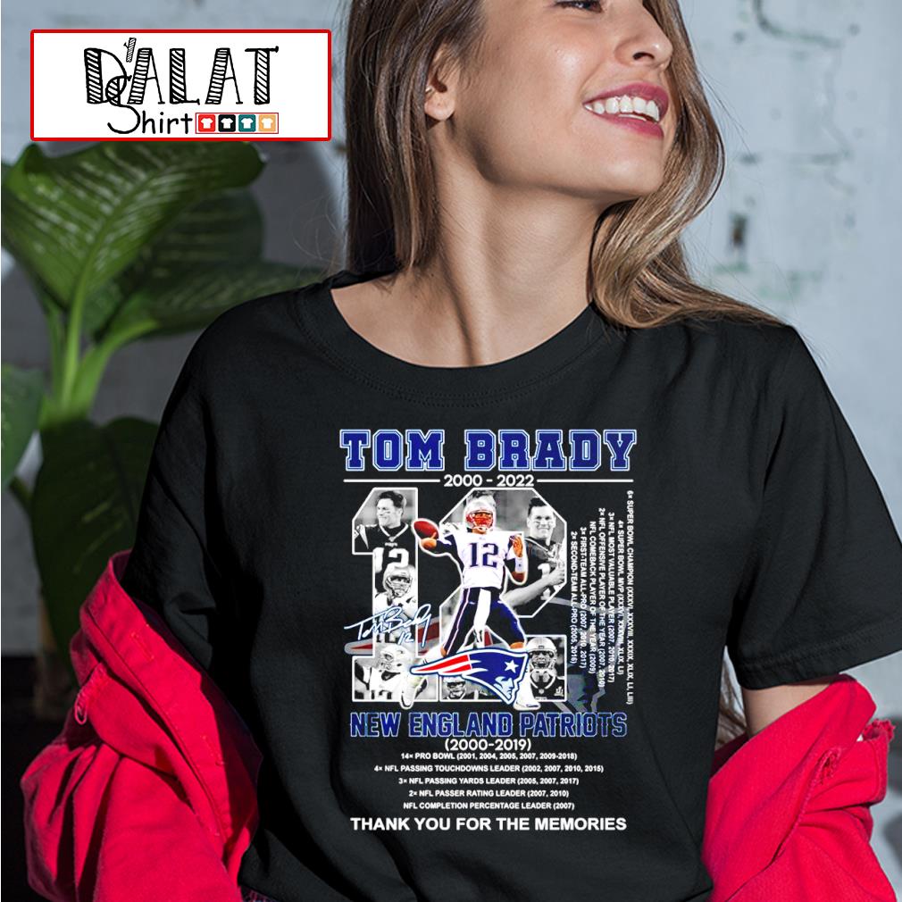 12 Tom Brady 2000 2022 Thank You For The Memories Signatures T-Shirt