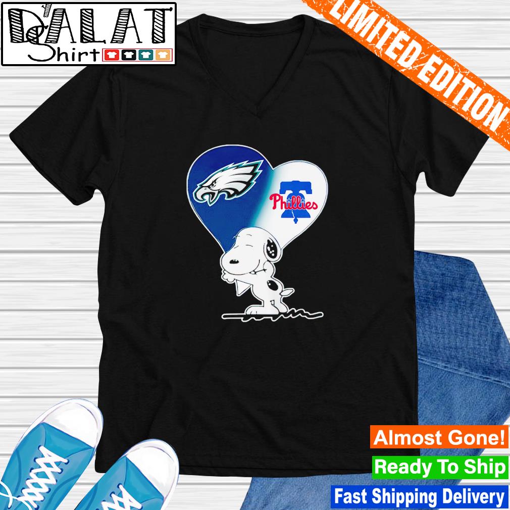 Snoopy Hugs The Philadelphia Eagles Heart T-Shirt - T-shirts Low Price