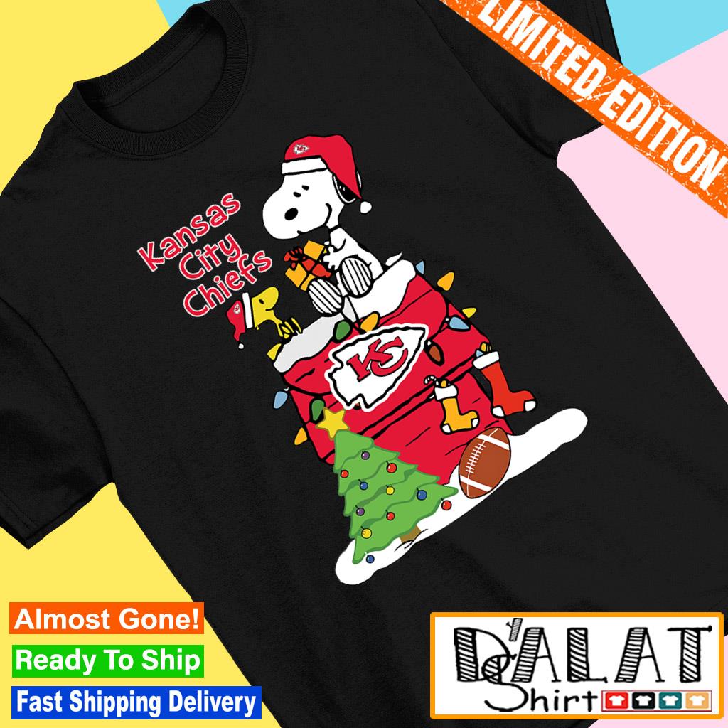 Youth Kansas City Chiefs Shirt 3D Adorable Snoopy Christmas Chiefs