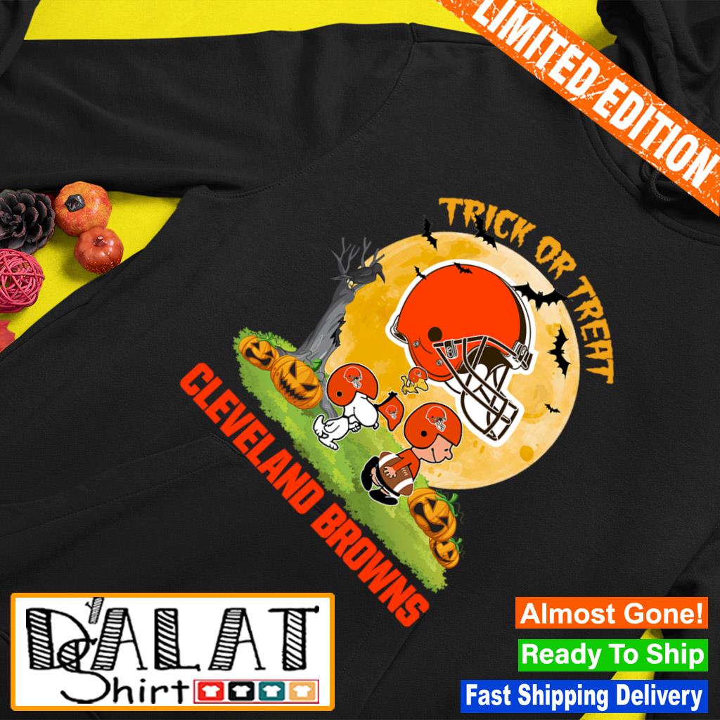 Snoopy Trick Or Treat Halloween Cleveland Browns shirt - Dalatshirt