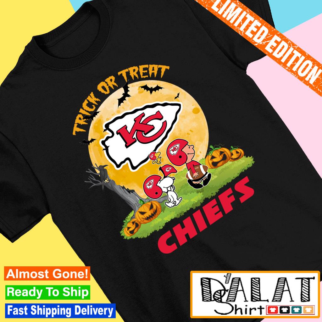 Trick Or Treat Snoopy Teams Kansas City Chiefs Halloween shirt