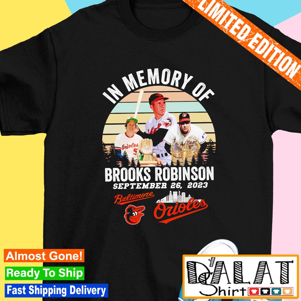 Brooks Robinson T-shirt, Brooks Robinson Baltimore Retro T-shirt - Camatee  in 2023