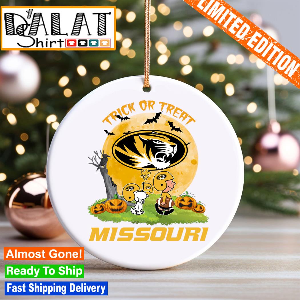 Snoopy Trick Or Treat Halloween Missouri Tigers Ornament - Dalatshirt