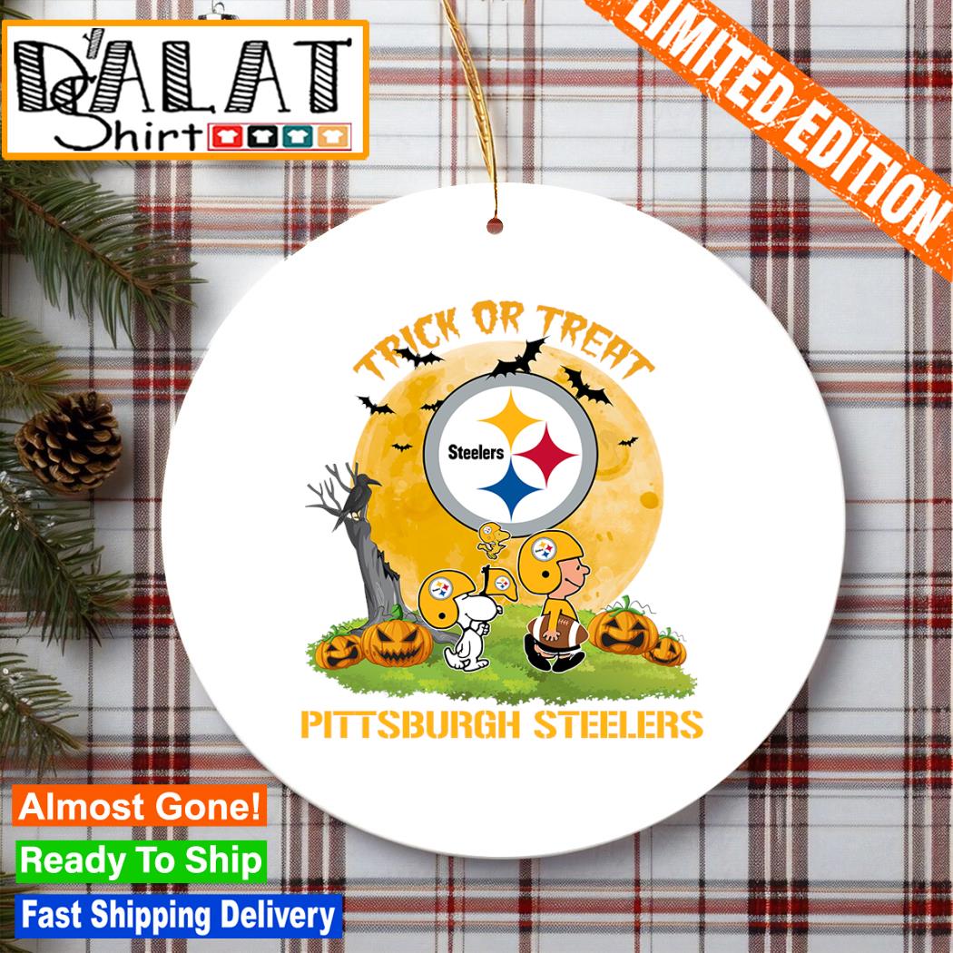 Pittsburgh Steelers Snoopy Christmas Circle Ornament