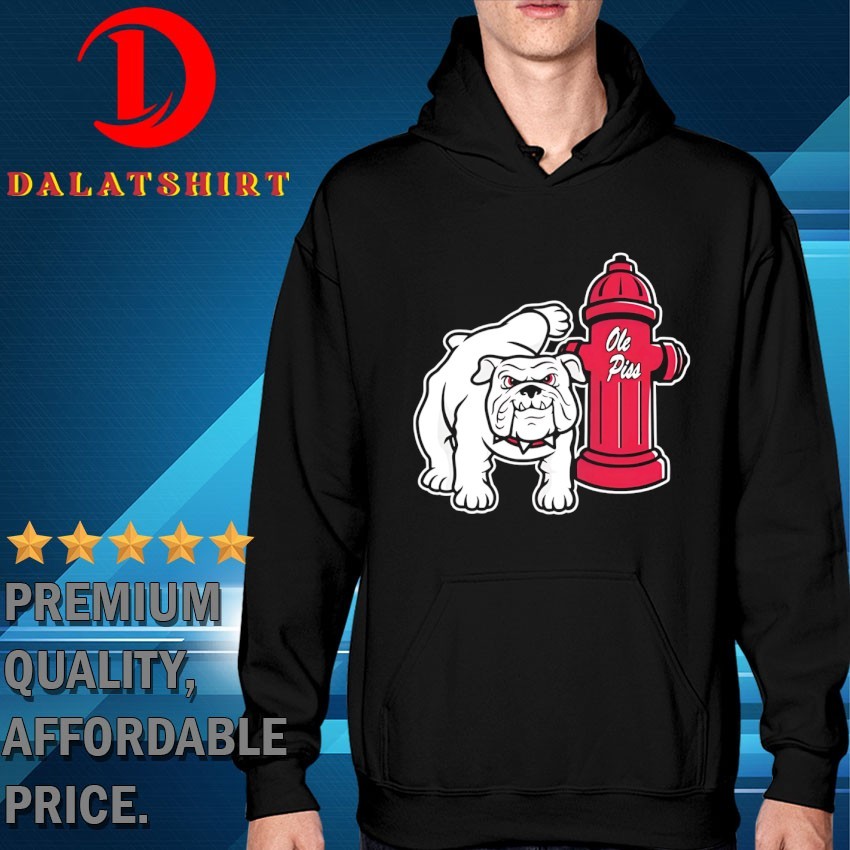 Georgia Bulldogs pee on Ole Miss Rebels T-shirts Hoodie