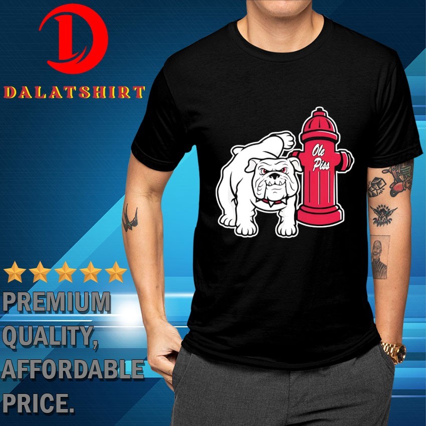 Georgia Bulldogs pee on Ole Miss Rebels T-shirts