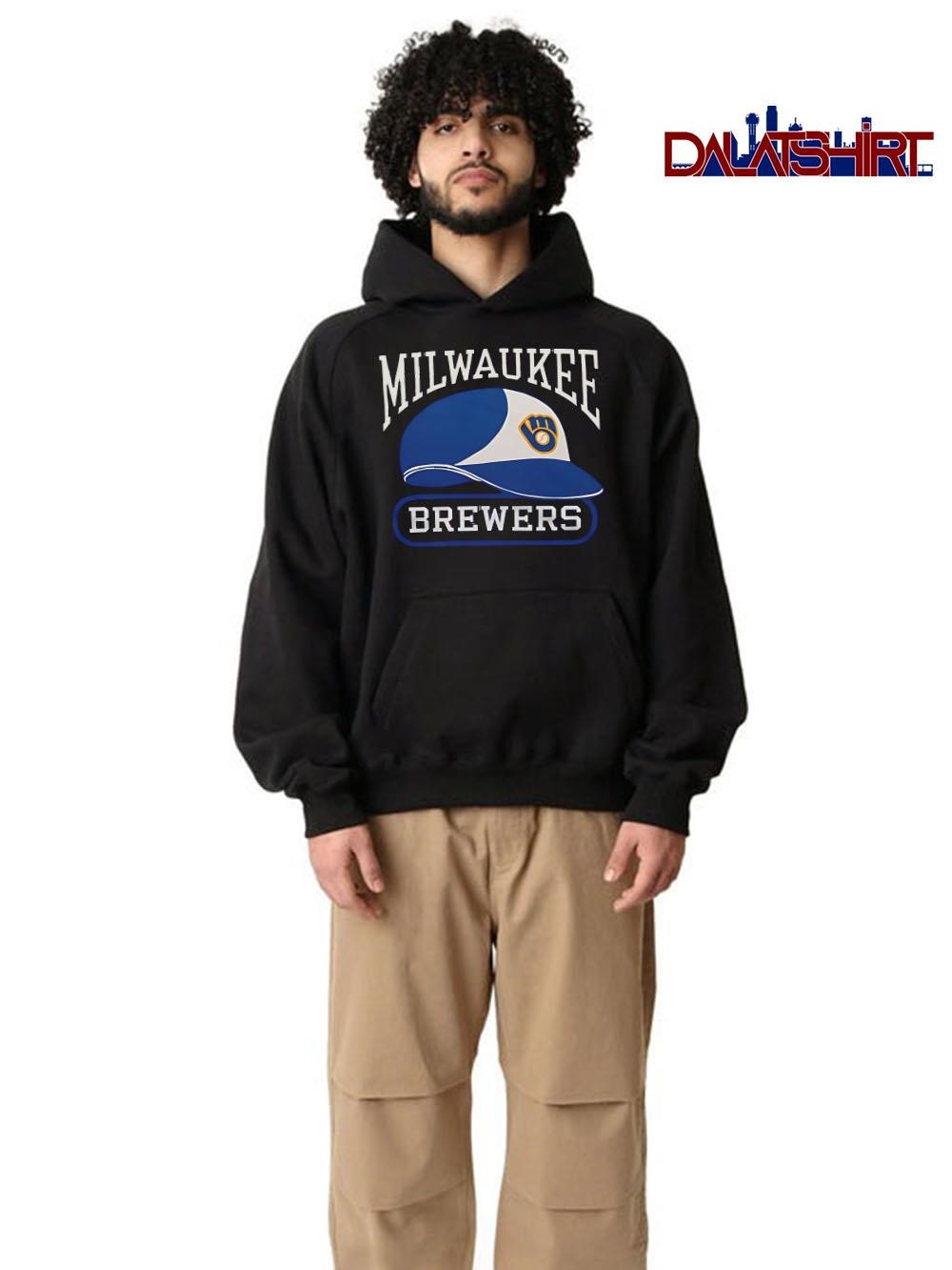 Premium Milwaukee Brewers Helmet vintage style hoodie