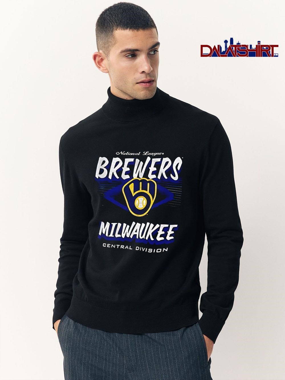 Premium National League Milwaukee Brewers Central Division logo retro long-sleeve