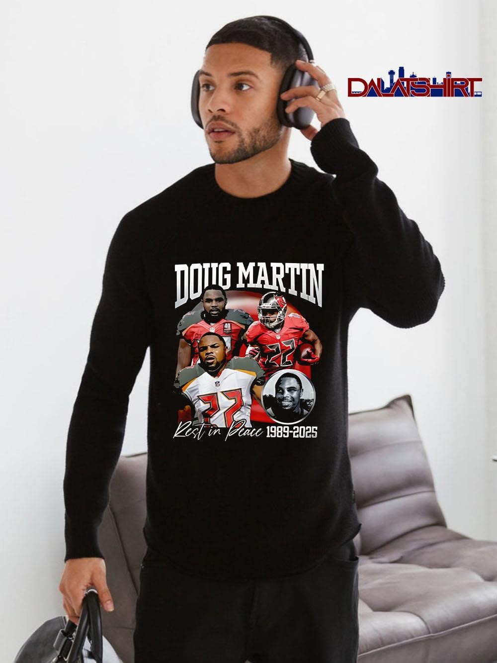 Top Doug Martin 1989-2025 Rest in Peace long-sleeve