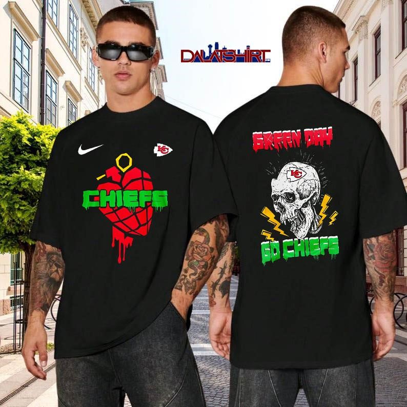 Kansas City Chiefs NFL Green Day Football Skull black-shirt