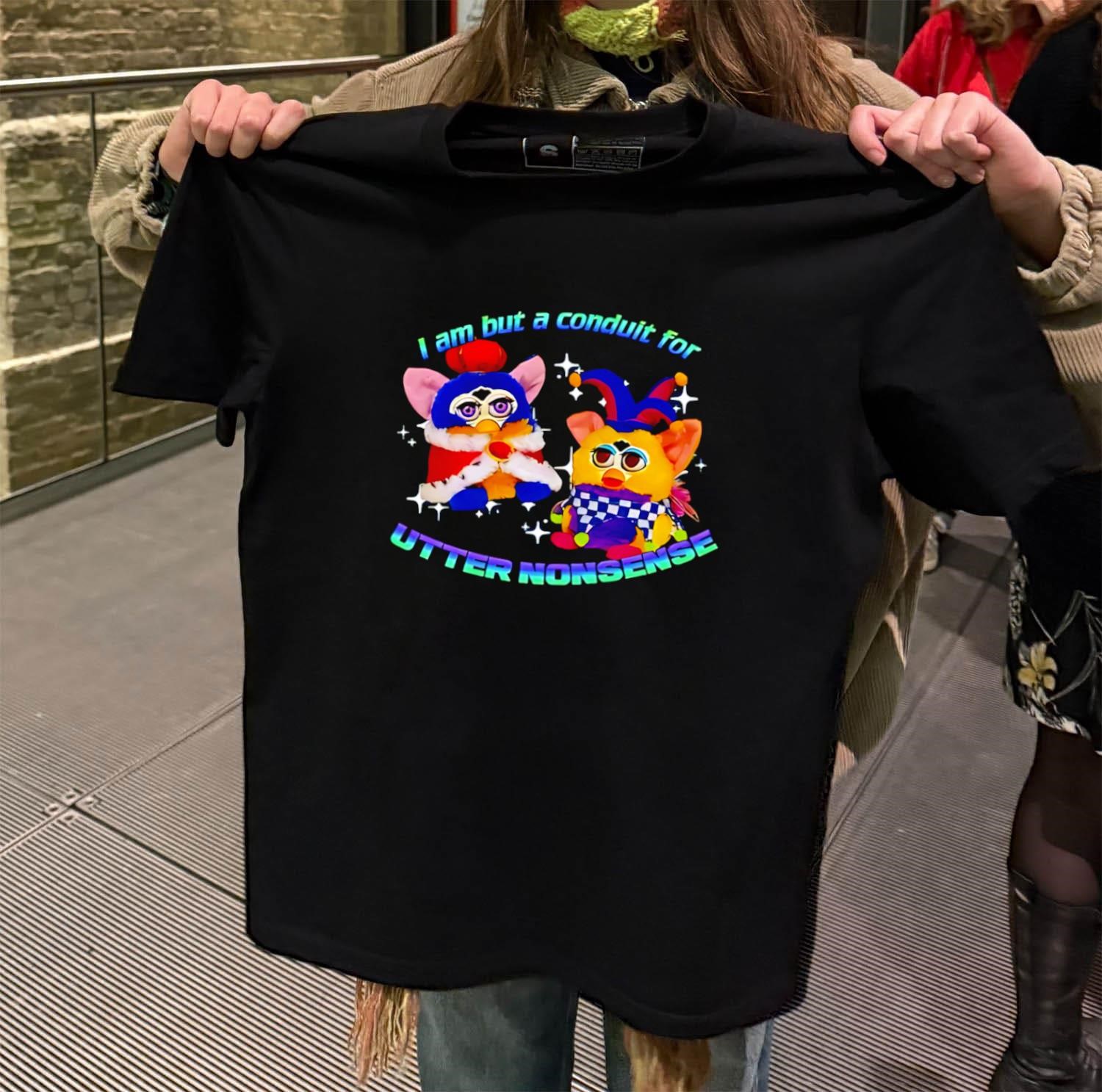 King And Jester Furby I Am But A Conduit For Utter Nonsense black-t-shirt